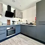 53 Citygate With Free Parking