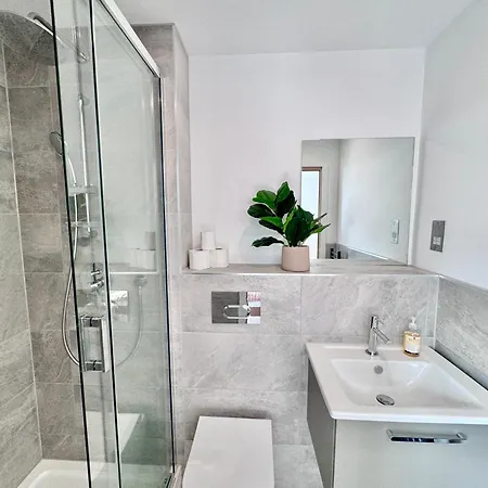 Danelaw 53 Citygate With Free Parking York