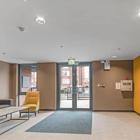 Danelaw 53 Citygate With Free Parking York